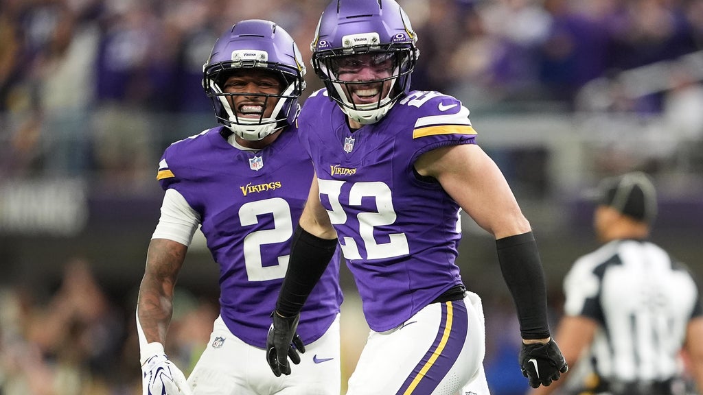 Vikings defense clamps down on Daniel Jones and the Colts for a 16-10 victory to stay undefeated — WCCO / CBS Minnesota, Boston Arts news