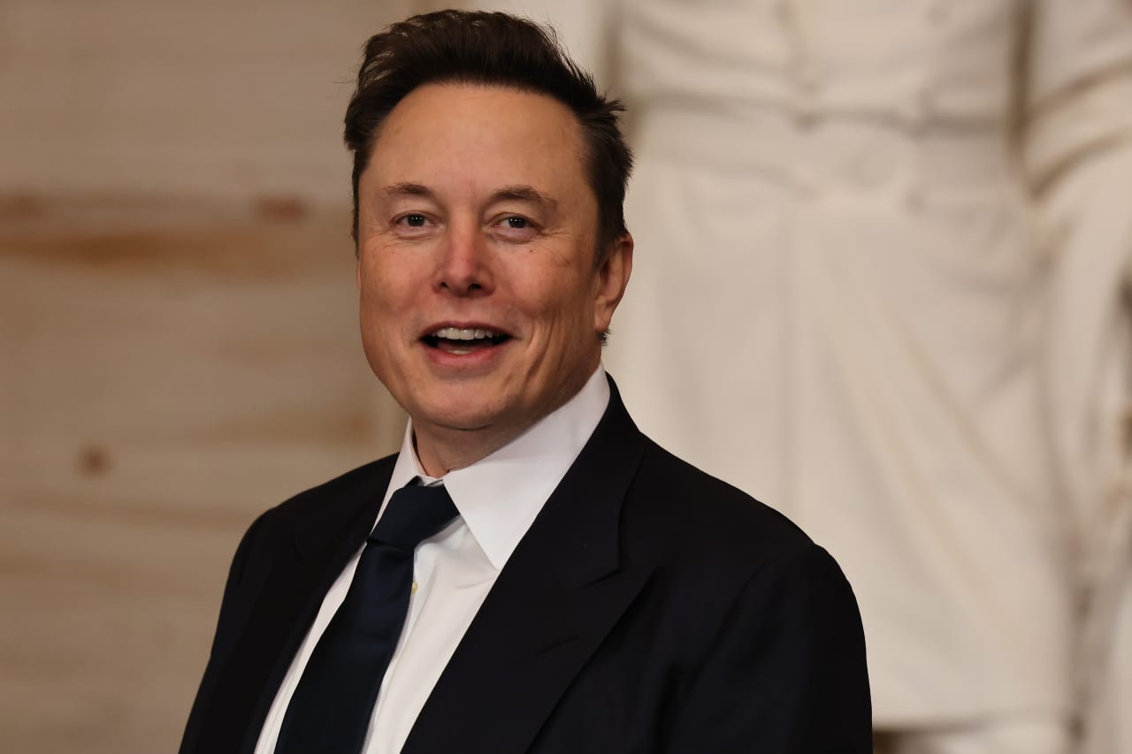Musk says SpaceX landed a $40 billion debt deal — and forecasts doom for some AI rivals — MarketWatch, Boston Technology news